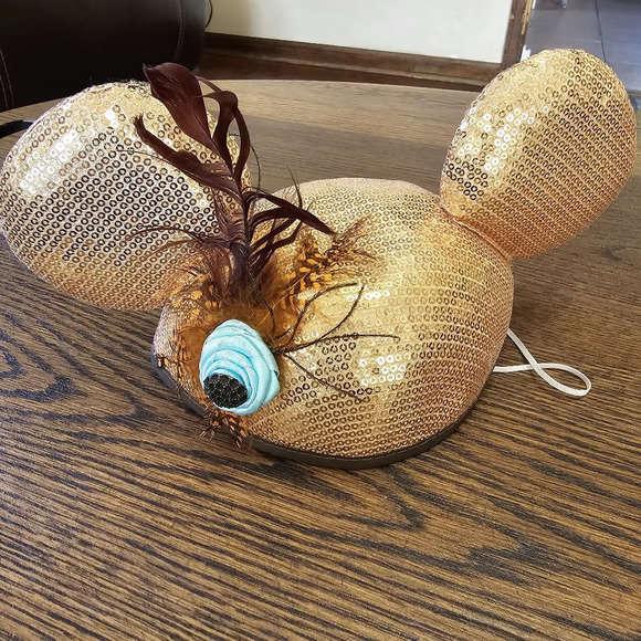 Disney Park Authentic Mickey Mouse Ear Hat Gold Sequins & Feather One Size - Picture 4 of 8